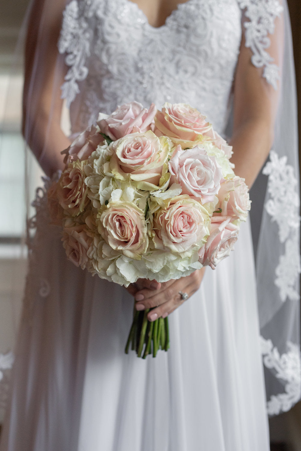 Wedding Bouquet (FGB475) – Flowers Gifts and Balloons